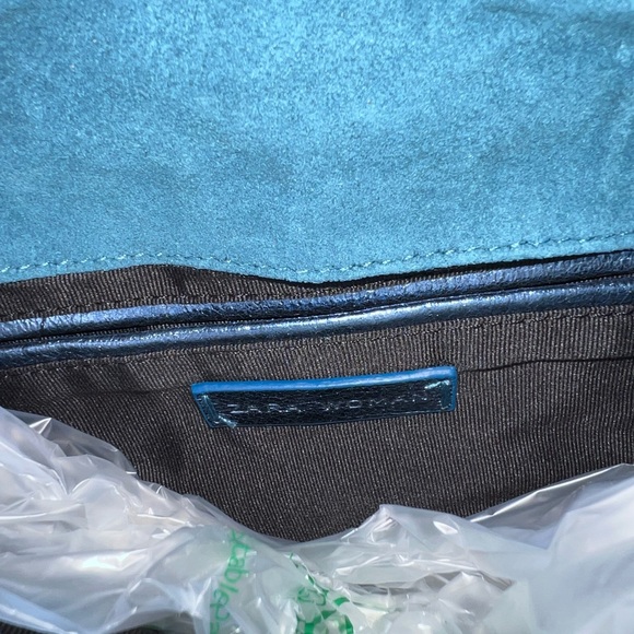 Zara Quilted Leather Crossbody - Picture 7 of 8